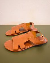 Load image into Gallery viewer, Brown Flat Sandals (9.5)
