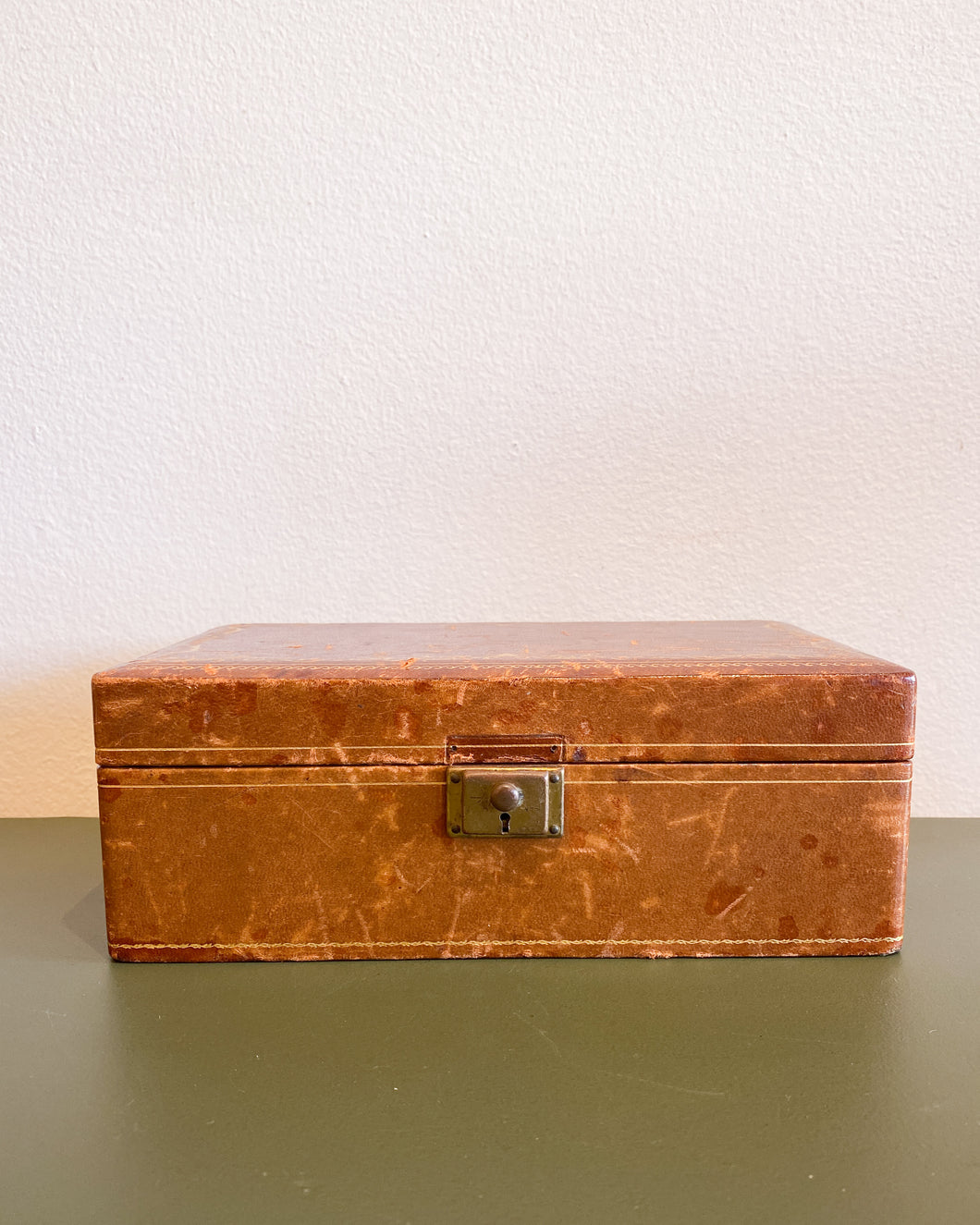 Vintage Leather Jewelry Box