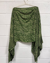 Load image into Gallery viewer, Green Flowy Blouse
