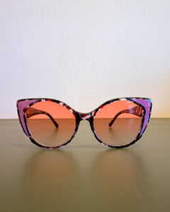 Cat Eye Tortoise Shell Sunnies with Pink Detail