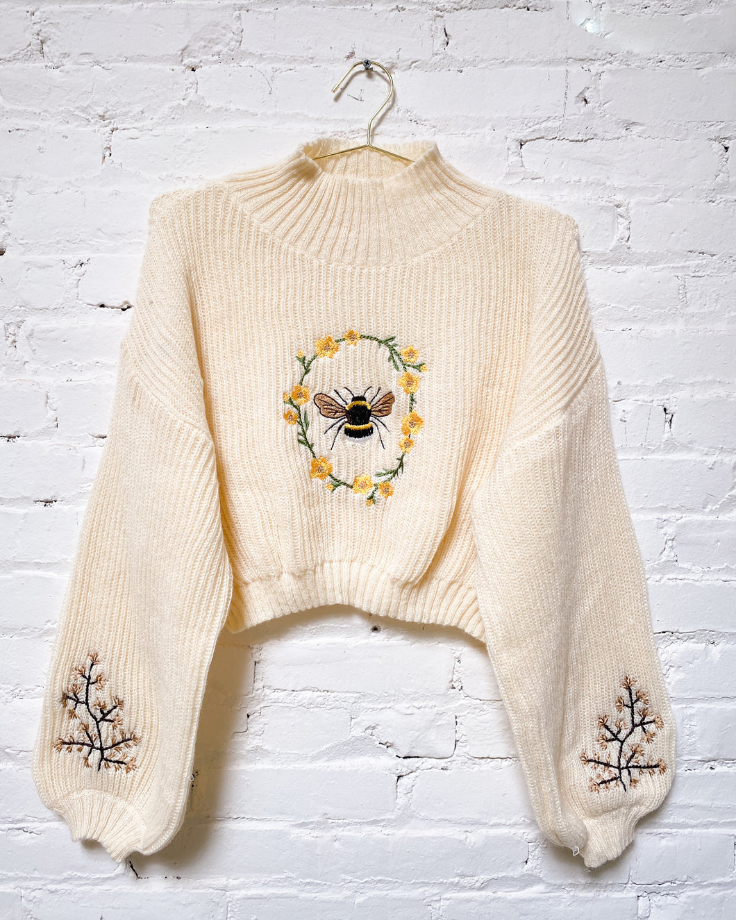 Bee Crop Sweater (L)