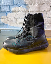 Load image into Gallery viewer, Men’s Black Boots (10.5)
