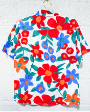 Load image into Gallery viewer, Big Bright Floral Button Up (L)
