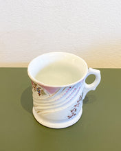 Load image into Gallery viewer, Vintage Floral Large Mug
