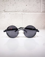 Load image into Gallery viewer, Black Round Sunnies with Wire Detail
