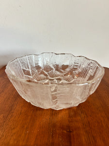 Hoya Glass Round Bowl 10"