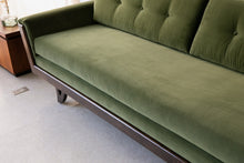 Load image into Gallery viewer, 80&quot; Desmond Walnut Framed Sofa in Olive Green
