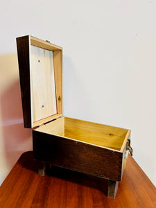 Vintage Kiwi Hand Crafted Shoe Valet Box