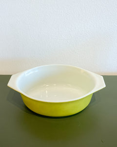 Vintage Pyrex Ovenware Dish - 1.5 Qt