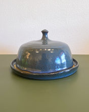 Load image into Gallery viewer, Stoneware Butter/Cheese Dish with Lid
