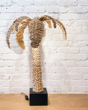 Load image into Gallery viewer, Palm Tree Table Lamp
