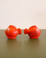 Load image into Gallery viewer, Vintage Puffer Fish Salt and Pepper Shakers
