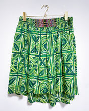 Load image into Gallery viewer, Vanessa Virginia Tropical Batik Skirt (16W)
