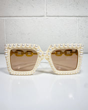 Load image into Gallery viewer, Rectangular Pearl Sunnies
