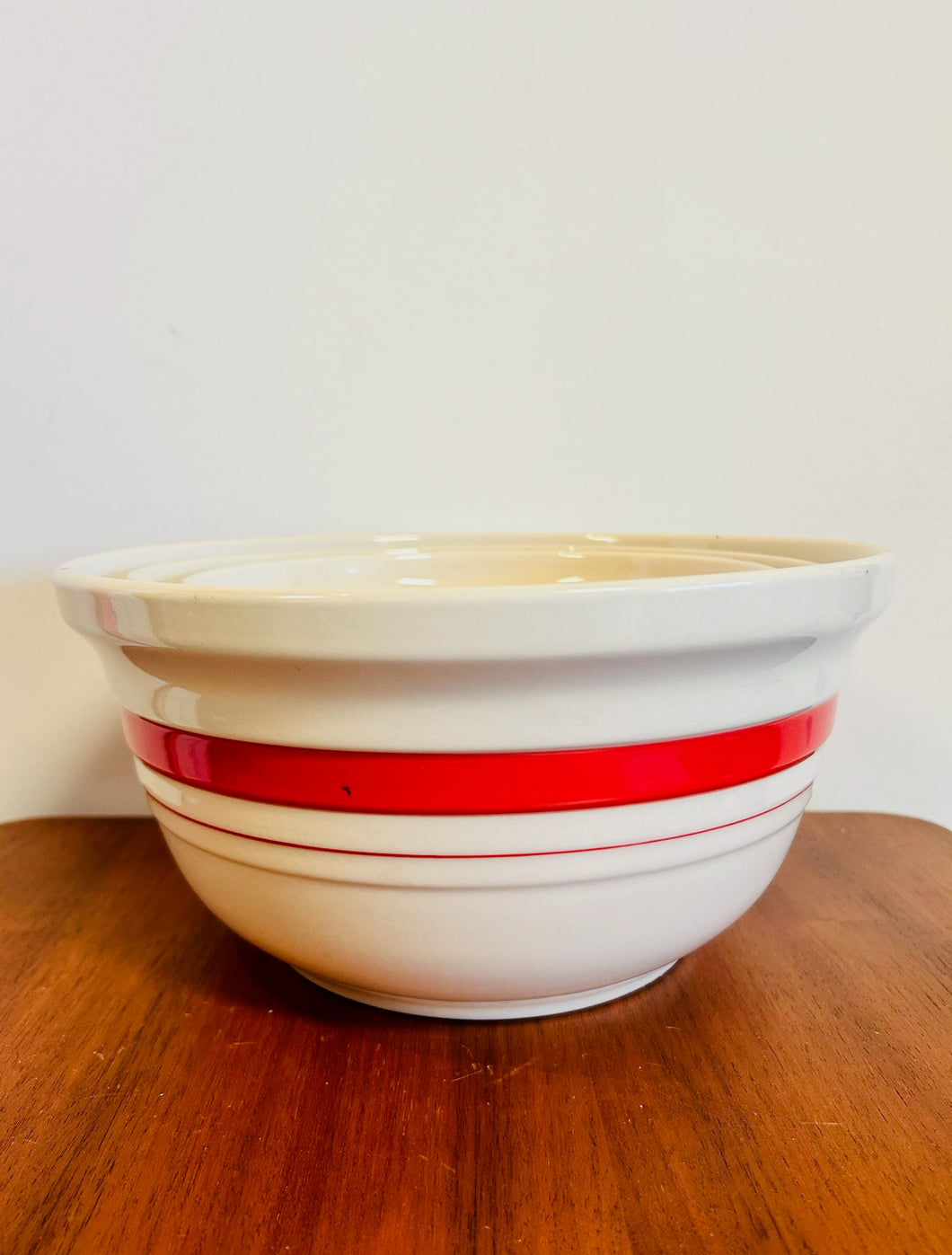 Red Ribbon Bowl set of 3