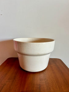 Norfolk Cream Planter