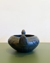 Load image into Gallery viewer, Vintage Black Ceramic Duck Bowl
