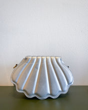 Load image into Gallery viewer, Silver Shell Purse
