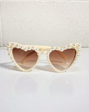 Load image into Gallery viewer, Heart-shaped Sunnies with Pearl Detail
