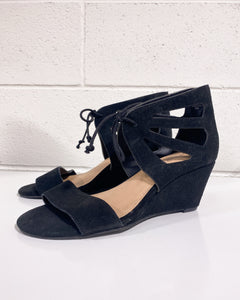 Torrid Black Tie Up Shoes - 9