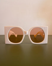 Load image into Gallery viewer, Chunky Cream Sunnies
