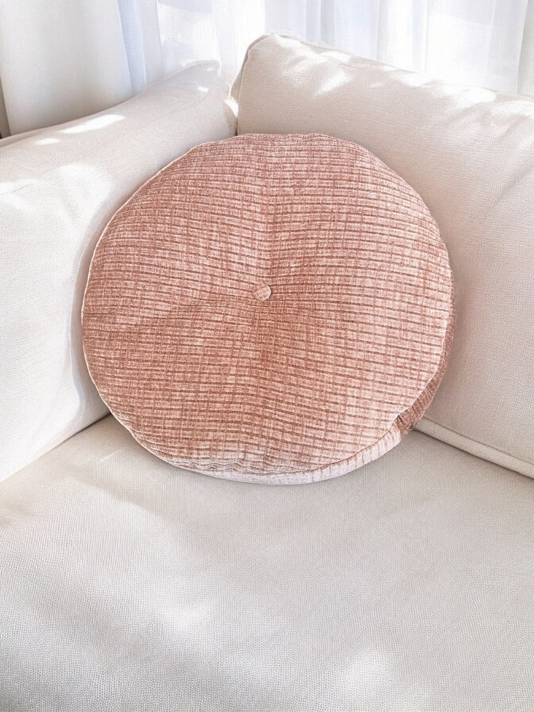 Round Pillow in Belmont Rose