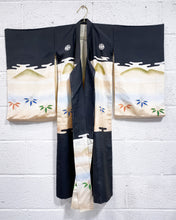 Load image into Gallery viewer, Vintage Silk Kimono Robe
