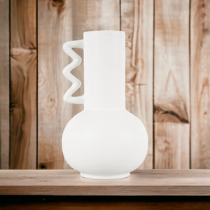 Mya jug Vase