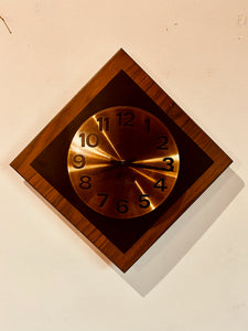 1960 Seth Thomas Quartz Midtown Wood and Gold Round Diamond Shaped Clock