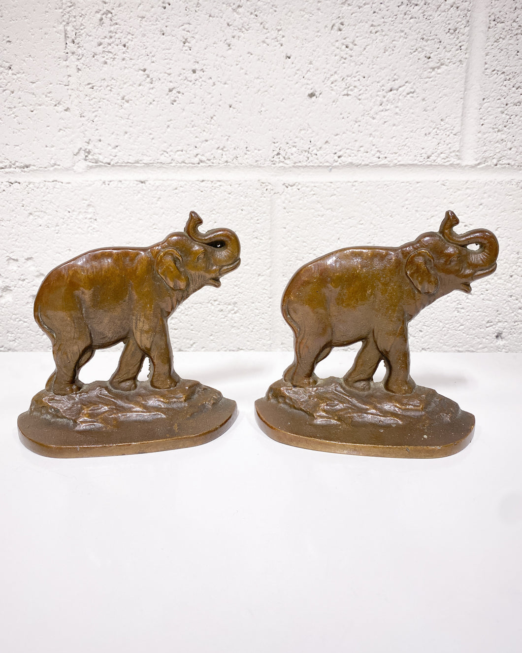 Vintage 1930’s Connecticut Foundry Cast Iron Elephant Bookends