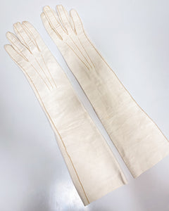 Vintage Delicate White Leather Gloves (7)