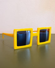 Load image into Gallery viewer, Yellow Square Sunnies
