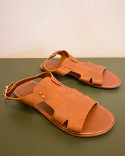 Load image into Gallery viewer, Brown Flat Sandals (9.5)
