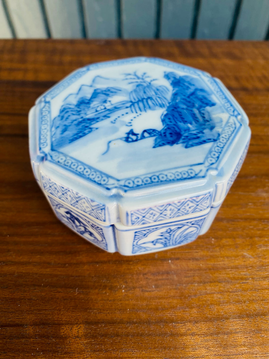 Vintage Chinoiserie Ceramic Lidded Box