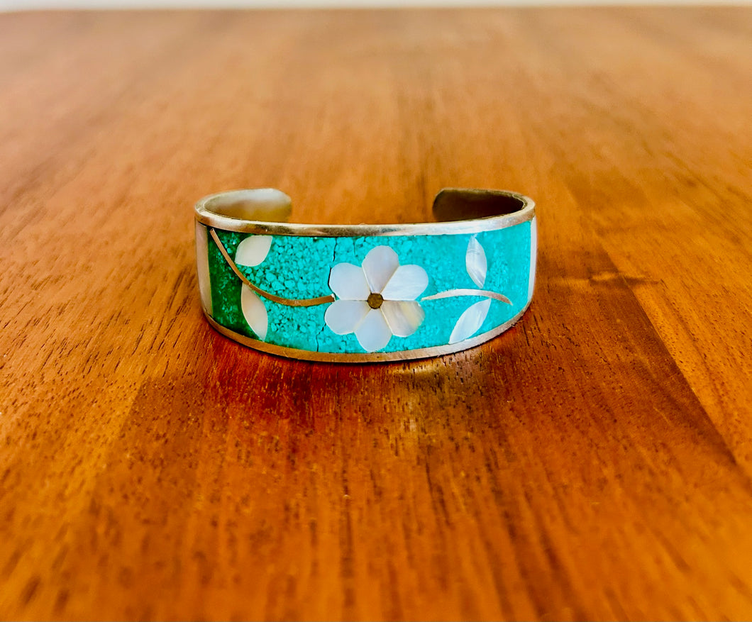 Alpaca Green Slide Bangle