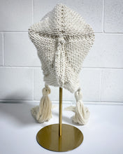 Load image into Gallery viewer, Cream Knit Beanie with Side Tassels
