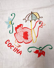 Load image into Gallery viewer, Vintage Embroidered Cocina Table Topper/Doily
