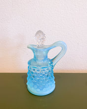 Load image into Gallery viewer, Fenton Blue Hobnail Glass Mini Cruet
