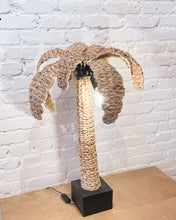 Load image into Gallery viewer, Palm Tree Table Lamp
