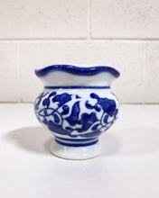 Load image into Gallery viewer, Mini Floral Blue and White Vase (Mana)
