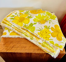 Load image into Gallery viewer, Vintage Yellow Sunshine Daffodil Runner and Placemat set
