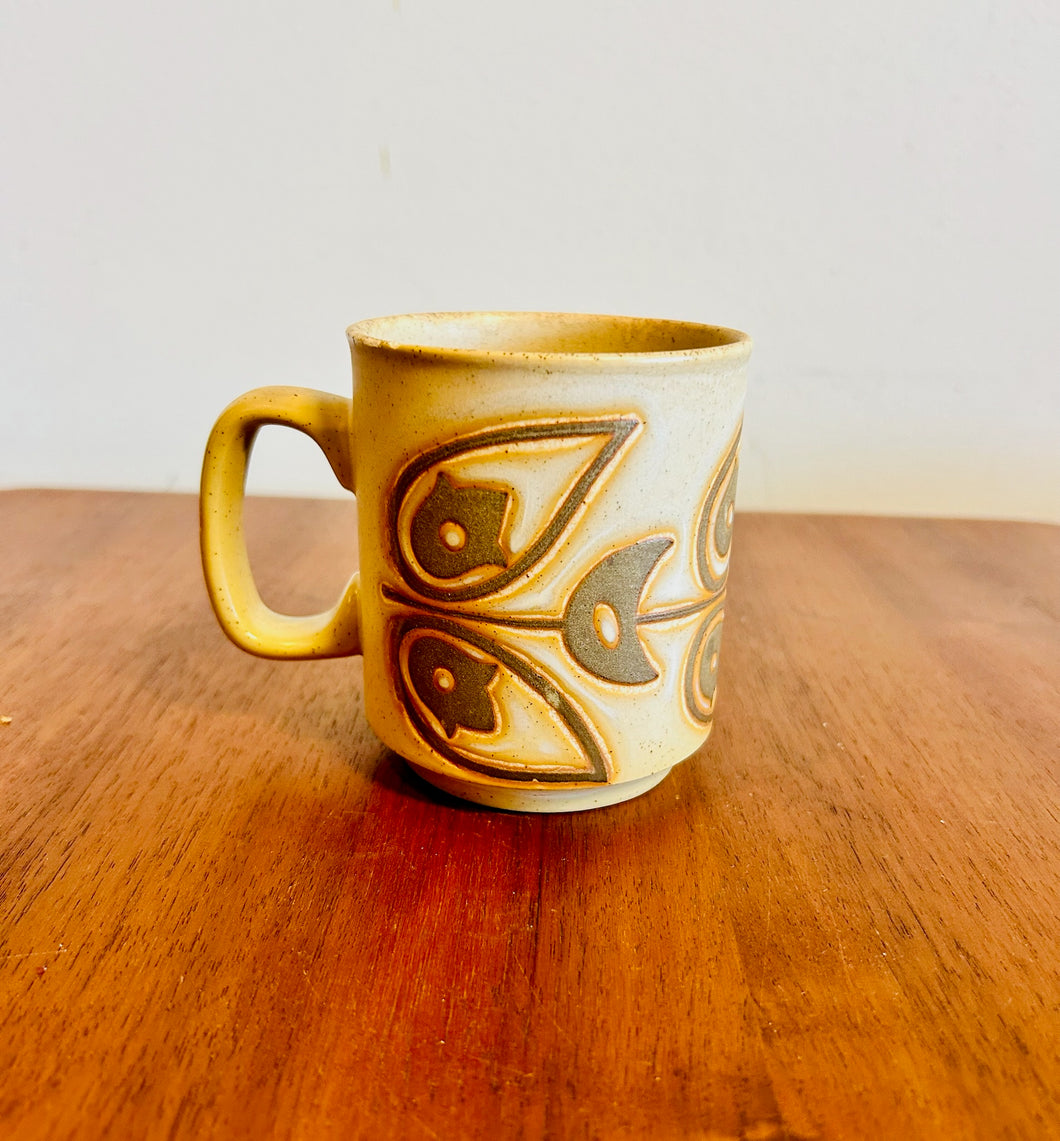 Stoneware Natural Ceramic Half Moon and Leaf Coffee Mug