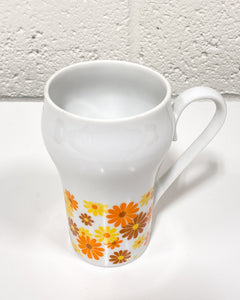 Vintage Tall Coffee Mug with Daisies