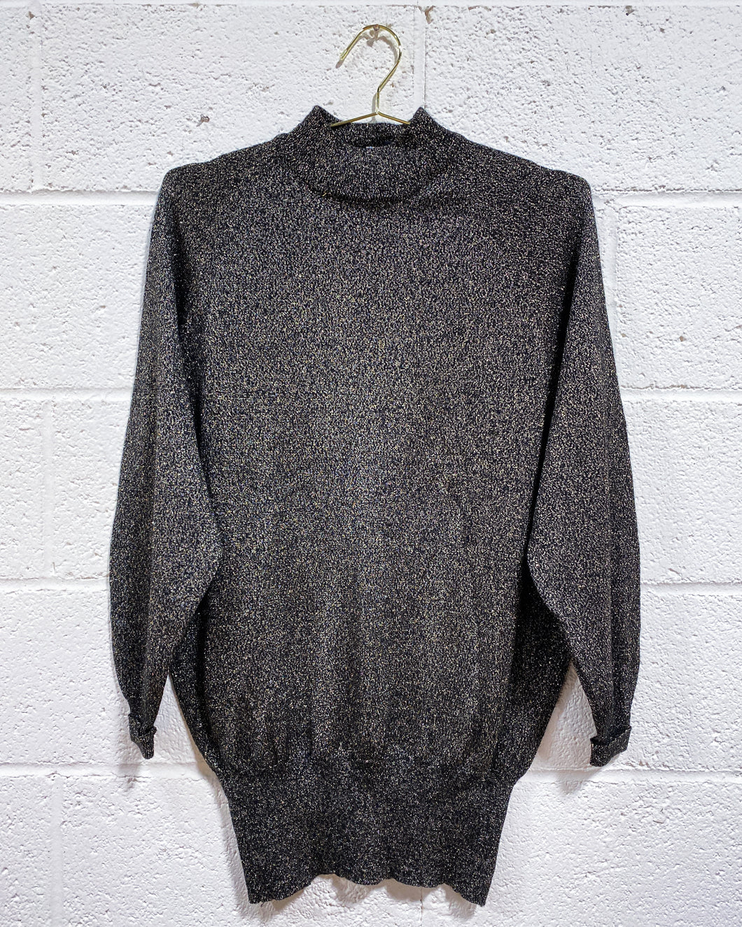 Vintage Black and Gold Sparkly Sweater (M)