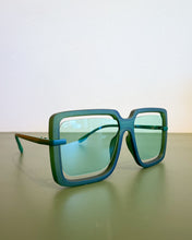 Load image into Gallery viewer, Green Fashion Glasses
