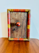 Load image into Gallery viewer, Lacquerware Hand Painted Wooden Spice Box
