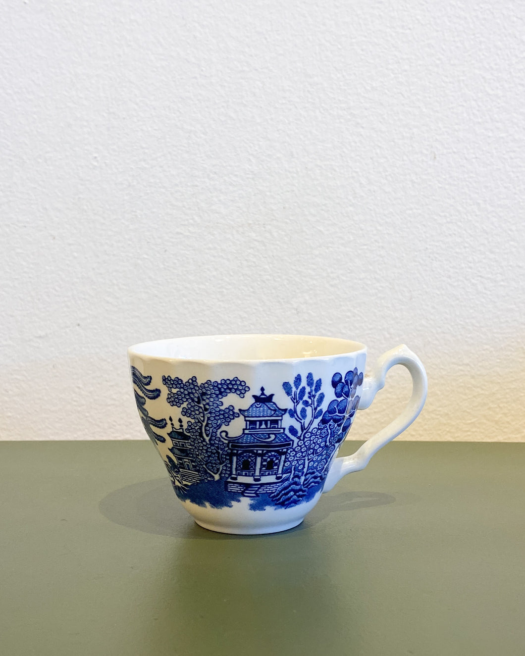 Vintage Churchill Blue Willow Teacup