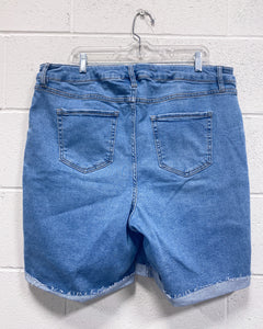 Ava & Viv Denim Shorts (20W)