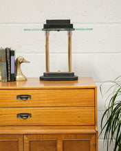 Load image into Gallery viewer, Vintage Table Lamp
