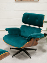 Load image into Gallery viewer, Teal Velvet Lounge Chair and Ottoman
